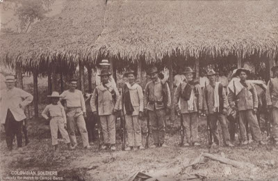Soldados colombianos enviados a proteger a los trabajadores del petróleo, de los ataques motilones en el Campo Barco, en la región de Catatumbo, 1906.
